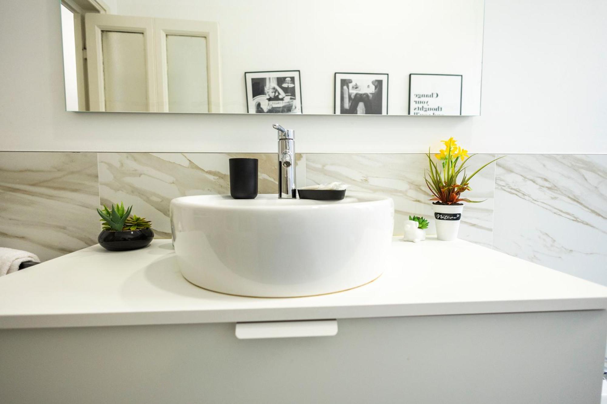 Macchi Charming Apartment By 101Flats Milano Ngoại thất bức ảnh